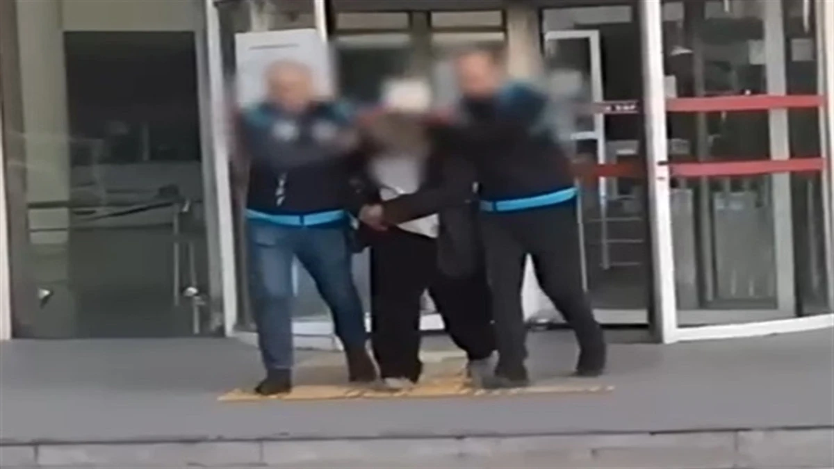 Karı-kocayı evlerinin önünde av tüfeğiyle öldüren şüpheliyi at izi ele verdi 