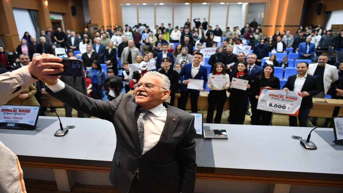 KAYMEK Yarışmasında Şampiyonlar Belli Oldu: İstikbal, İstiklal&rsquo;e Ses Verdi! 