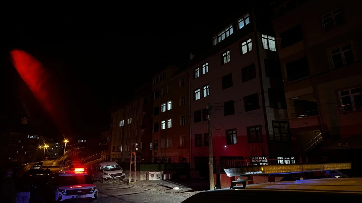 Kayseri&rsquo;de erkek arkadaşını bı&ccedil;akla &ouml;ld&uuml;rd&uuml;! 