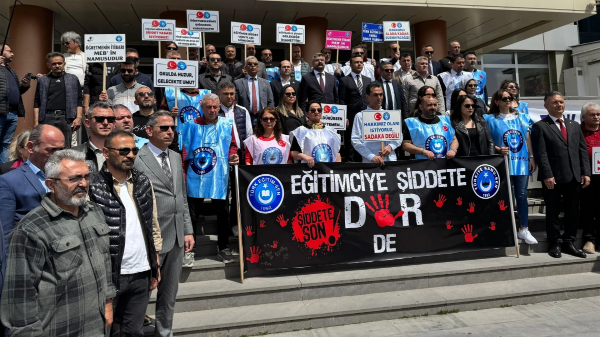 Kayseri&rsquo;de sendika temsilcilerinden Şanlıurfa&rsquo;daki okul saldırısına tepki 