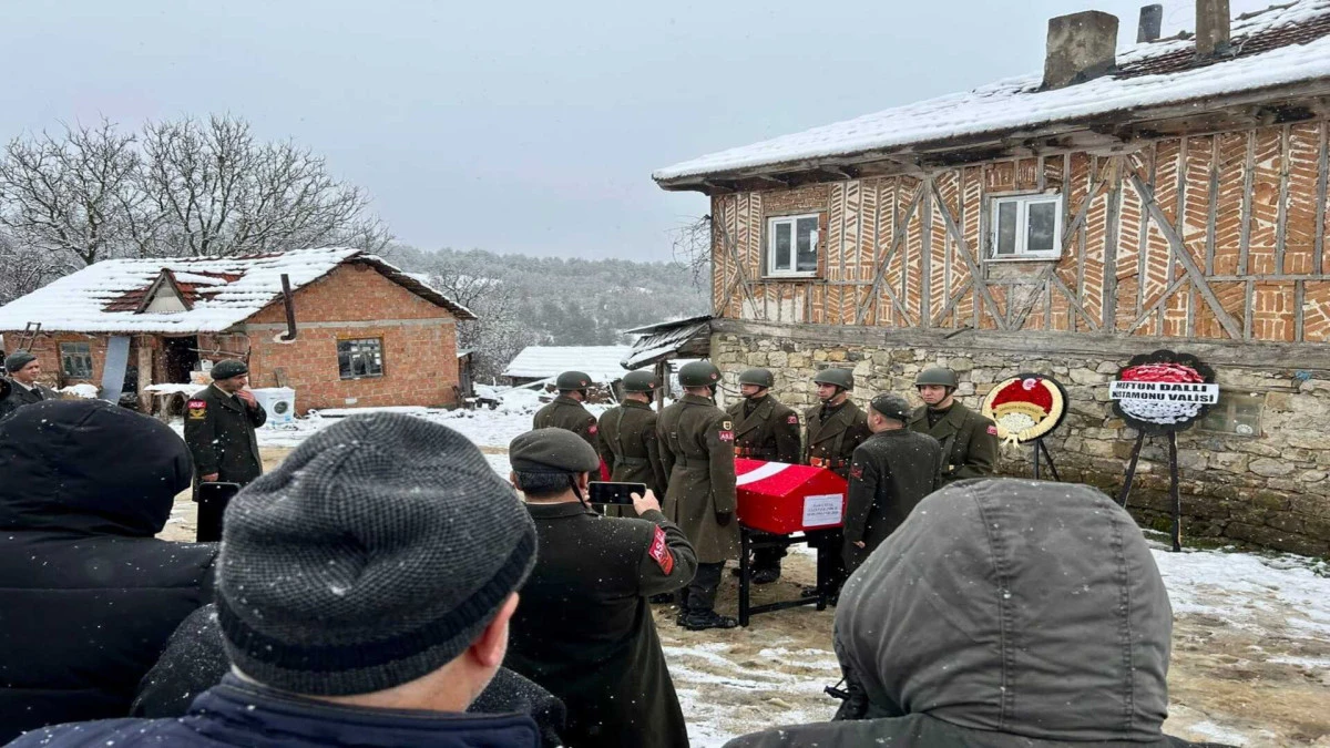 Kayseri'de yaşamına son veren gazi, Kastamonu'da son yolculuğuna uğurlandı! 