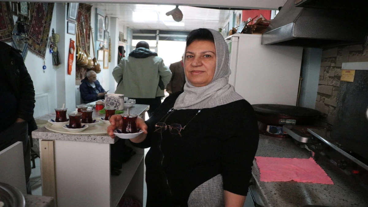 Kayseri'nin ilk kadın çaycısıydı; oda başkanlığı seçimlerinin de ilk kadın adayı oldu 
