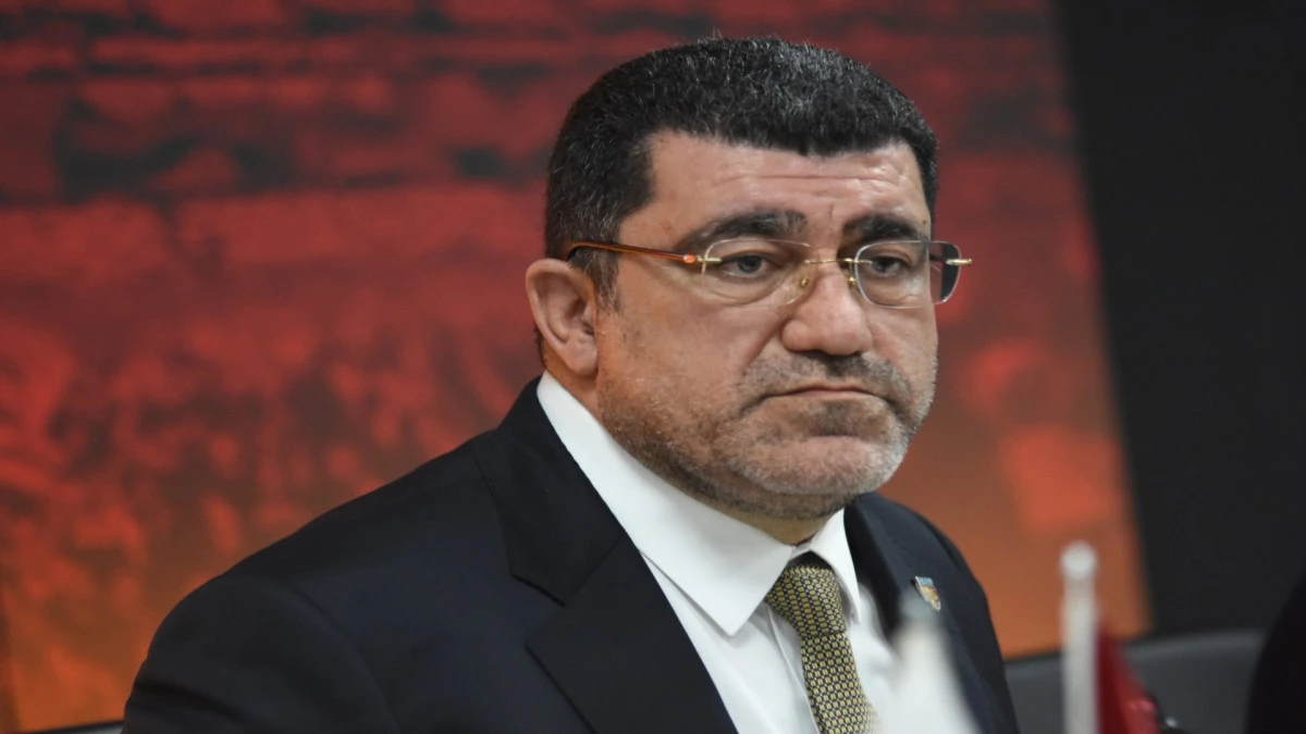 Kayserispor Başkanı A&ccedil;ıkalın: Kul&uuml;be kim sahip &ccedil;ıkmak istiyorsa anahtarı veririm 