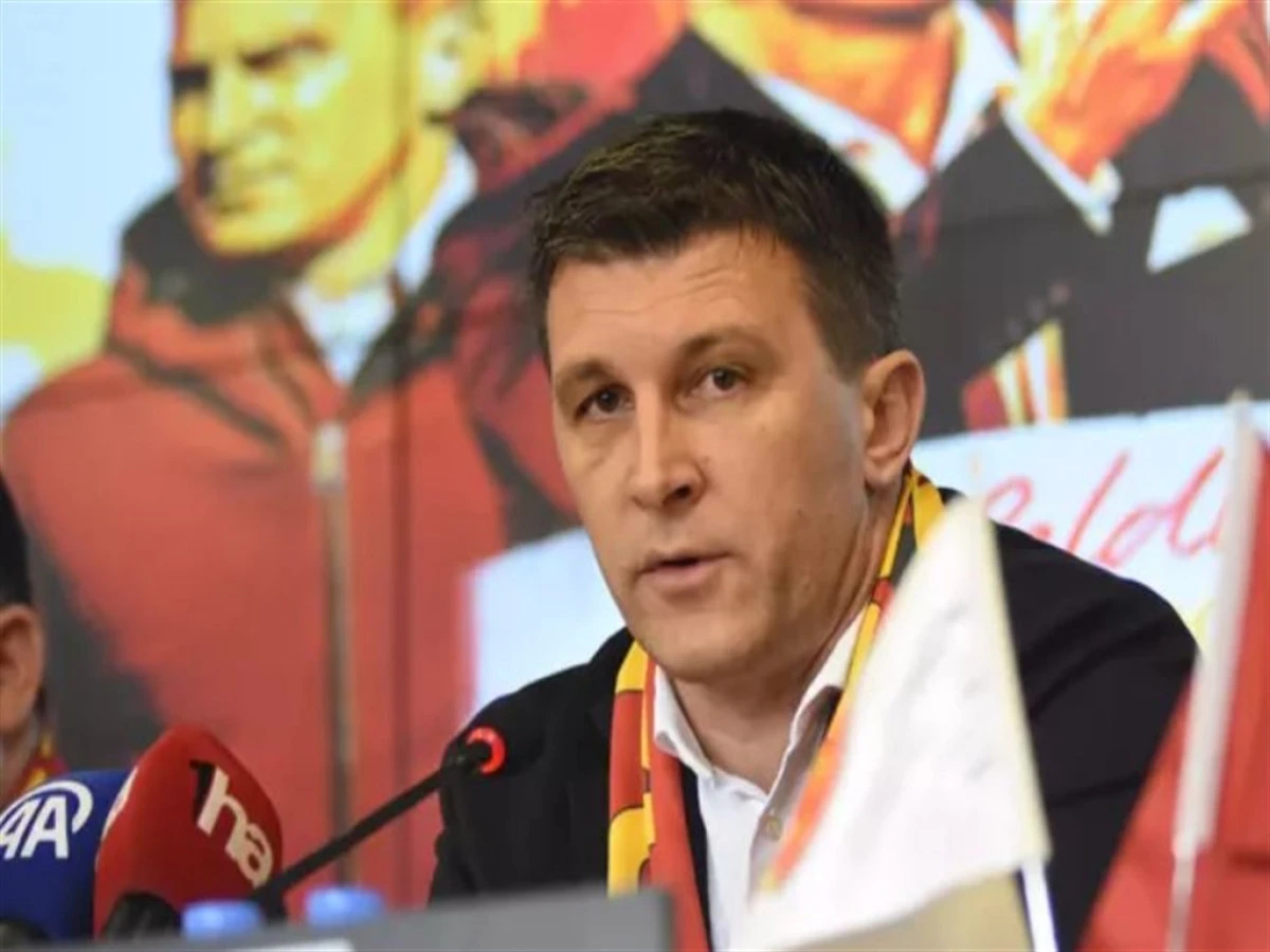 Kayserispor Teknik Direktör Sergej Jakirovic ile yollarını ayırdı 