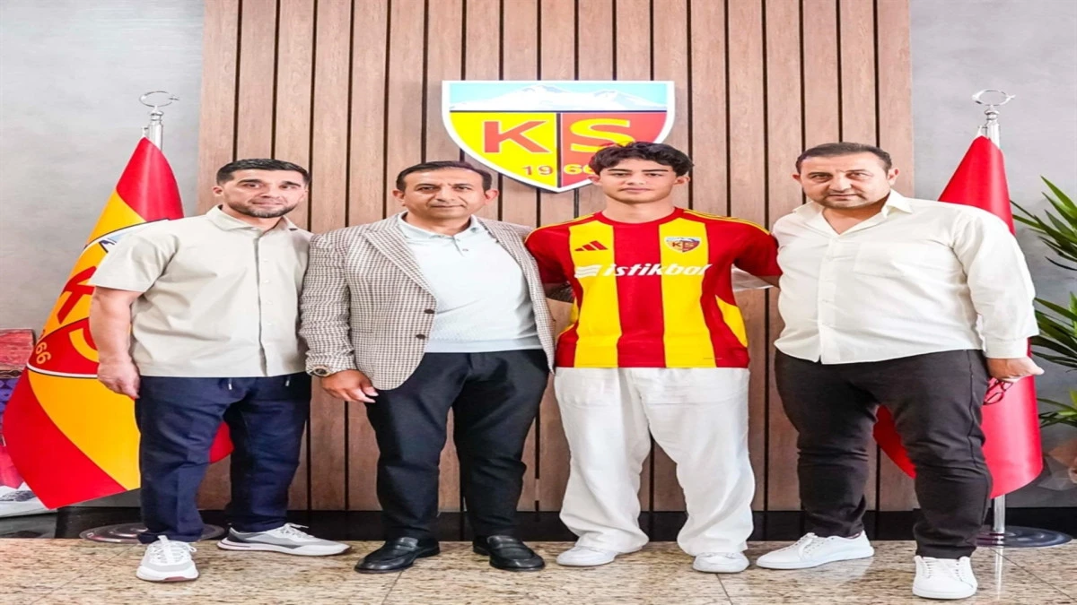 Kayserispor&rsquo;da Kayra Cihan ile 3 yıllık yeni s&ouml;zleşme uzattı! 