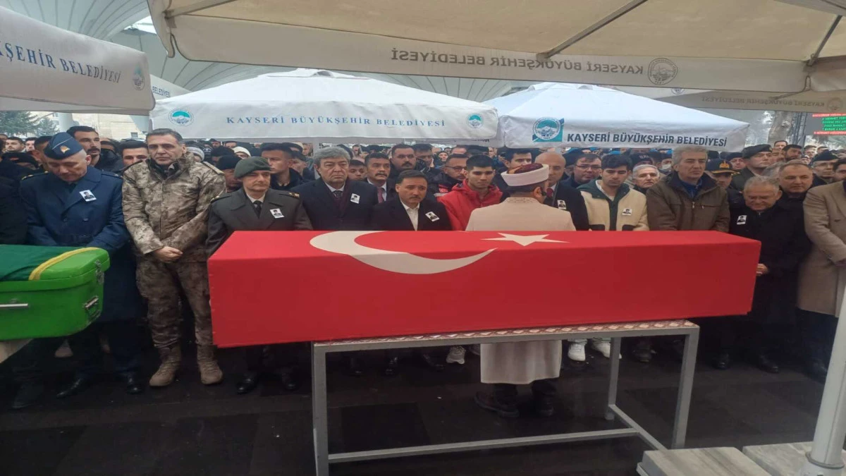 Kazada &ouml;len Gaziler Derneği Başkanı Balcı, toprağa verildi