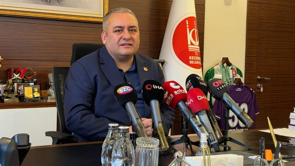 Ke&ccedil;i&ouml;ren Belediye Başkanı &Ouml;zarslan'dan &Ouml;zg&uuml;r &Ouml;zel hakkında su&ccedil; duyurusu