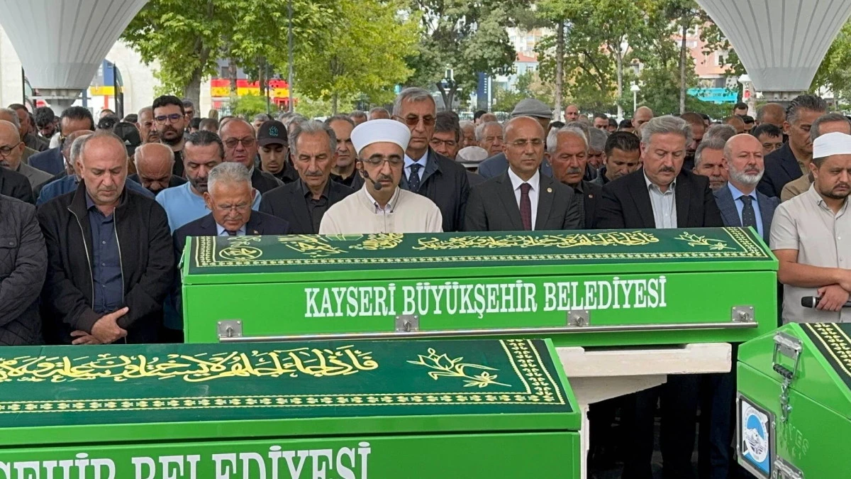 Kocasinan Belediyesi kurucu Belediye Başkanı Ali İhsan Al&ccedil;ı toprağa verildi 