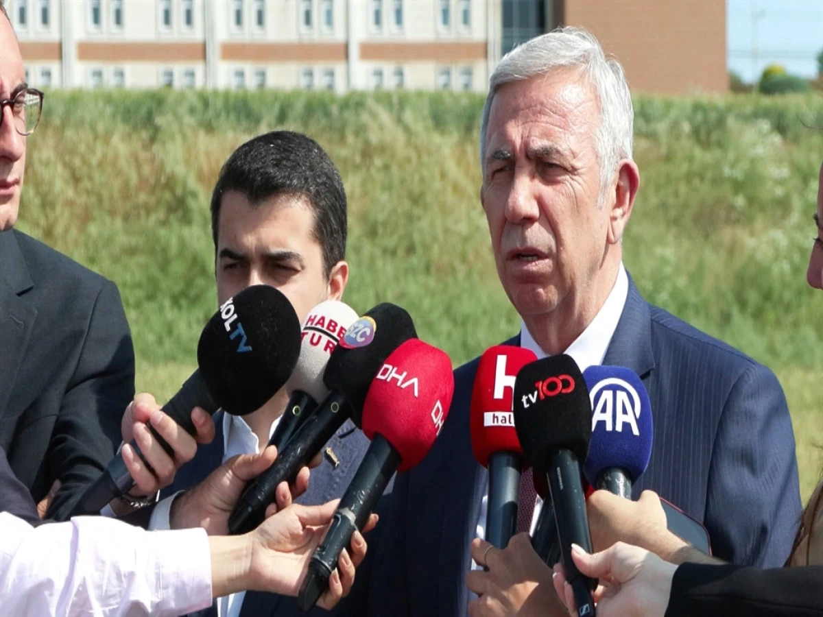 Mansur Yavaş, cezaevinde İmamoğlu ve Özdağ'ı ziyaret etti! 