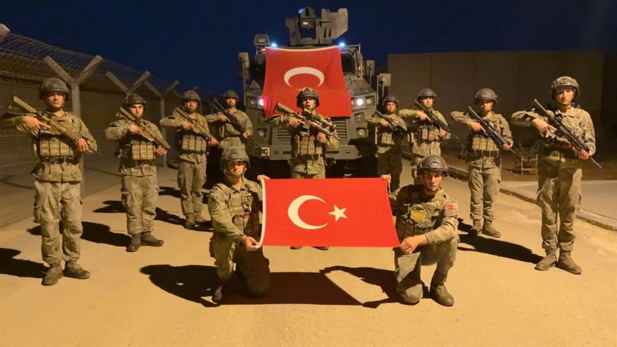 Mehmet&ccedil;ikten, 'Filenin Sultanları'na tebrik mesajı 