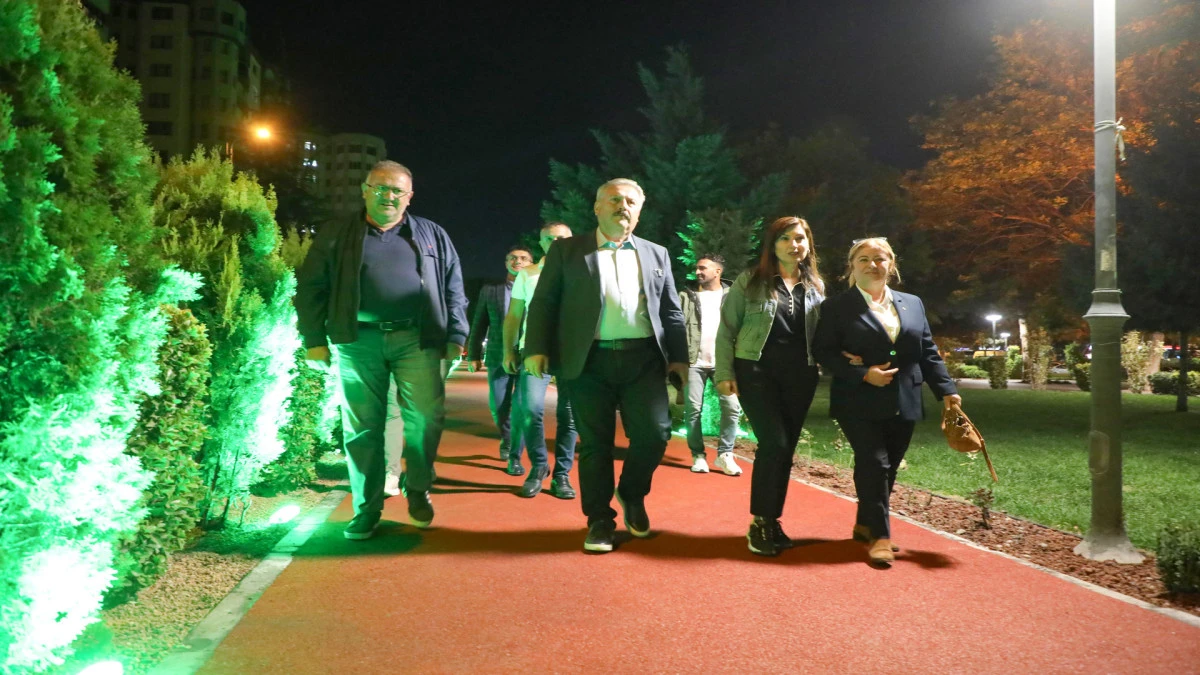 Melikgazi Belediyesi’nden Alpaslan Parkı’na Yenileme Dokunuşu “Parklar Yaşam Alanı Haline Geliyor”  