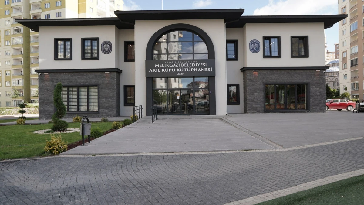 Melikgazi&rsquo;de Eğitimin Kalbi "Akıl K&uuml;p&uuml;" K&uuml;t&uuml;phanelerinde Atıyor: 73 Bin &Uuml;yeye Ulaştı! 