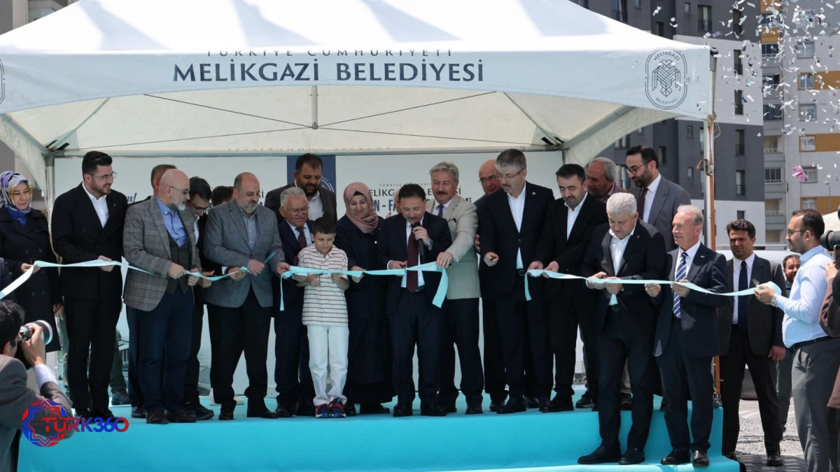 Melikgazi&rsquo;de Yazın İlk A&ccedil;ılışı, &ldquo;Osman-Fatma Fırıncı Cami&rdquo;nin İbadete A&ccedil;ılması ile Başladı! 