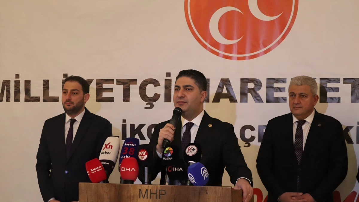 MHP&rsquo;li &Ouml;zdemir: "T&uuml;rkl&uuml;ğ&uuml;n ve islamın ayakta kalan tek sancağı T&uuml;rkiye Cumhuriyeti&rsquo;dir" 