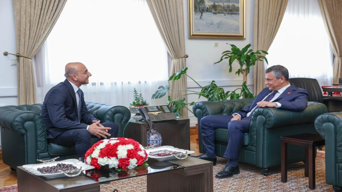 Milletvekili Gen&ccedil;&rsquo;ten Genel Başkan &Ouml;zel&rsquo;e Ziyaret!