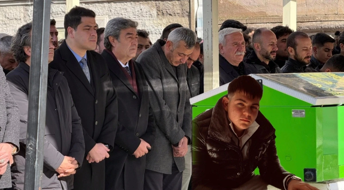 Otomobilin şarampole yuvarlandığı kazada hayatını kaybeden Kadir, son yolculuğuna uğurlandı! 