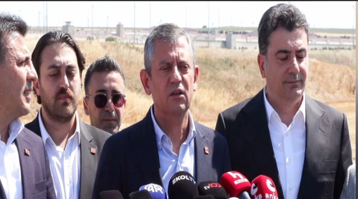 Özgür Özel, İmamoğlu'nun duruşması sonrasında açıklama yaptı! 