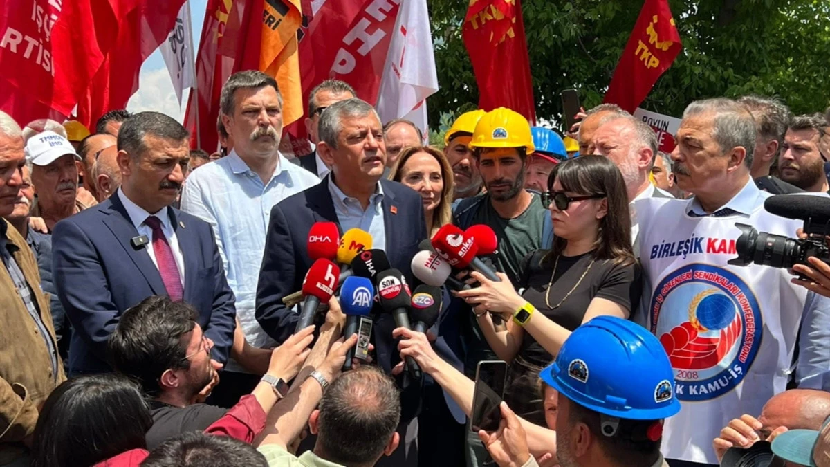 &Ouml;zg&uuml;r &Ouml;zel, maden iş&ccedil;ileri ile bir araya geldi 