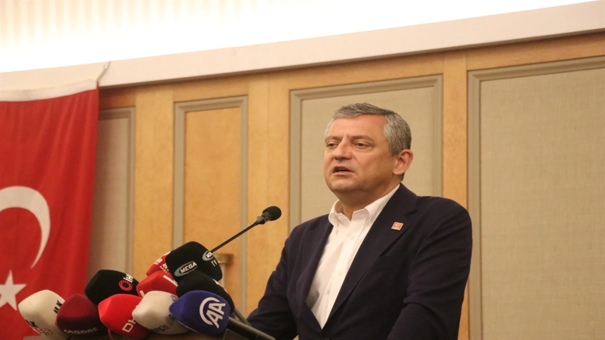 &Ouml;zg&uuml;r &Ouml;zel: Ya bu oyunu bozacağız ya yeni bir yol a&ccedil;acağız 