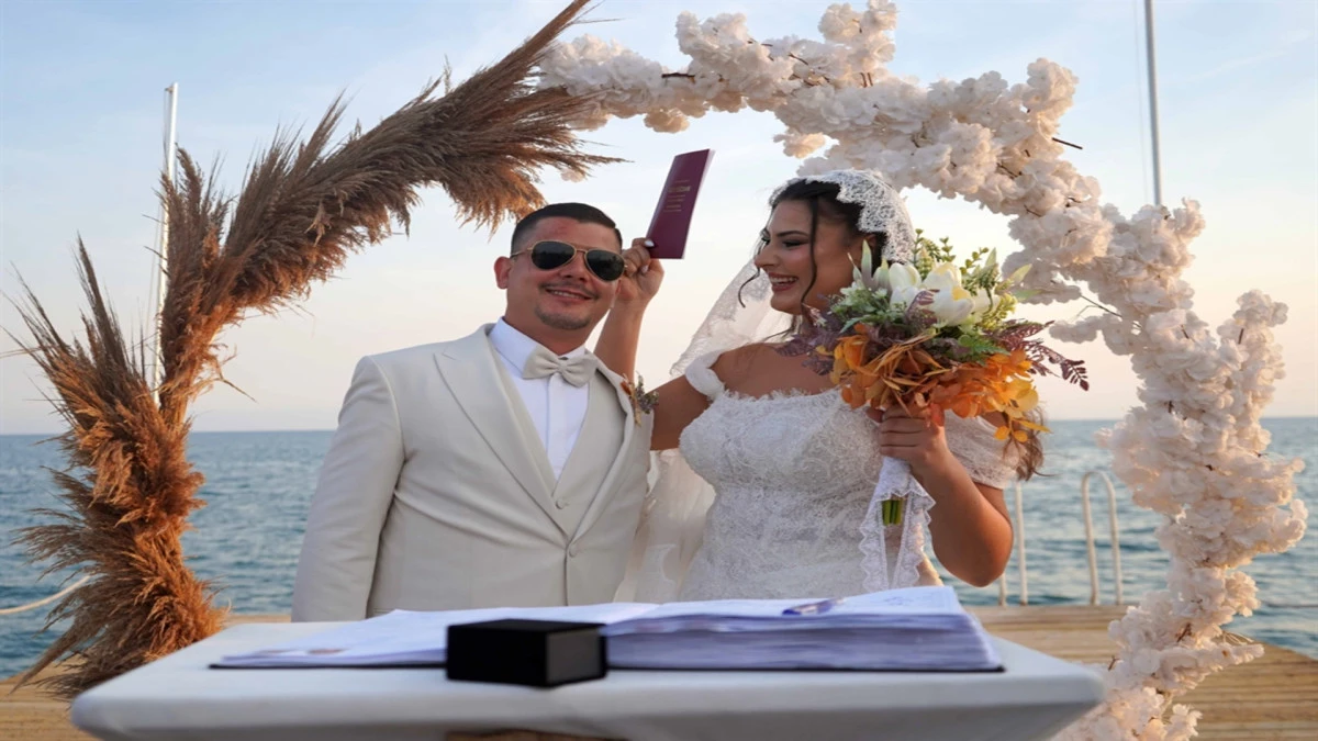 Pekin’de Tanıştılar, Barselona’da Teklif Geldi, Antalya’da Evlendiler 