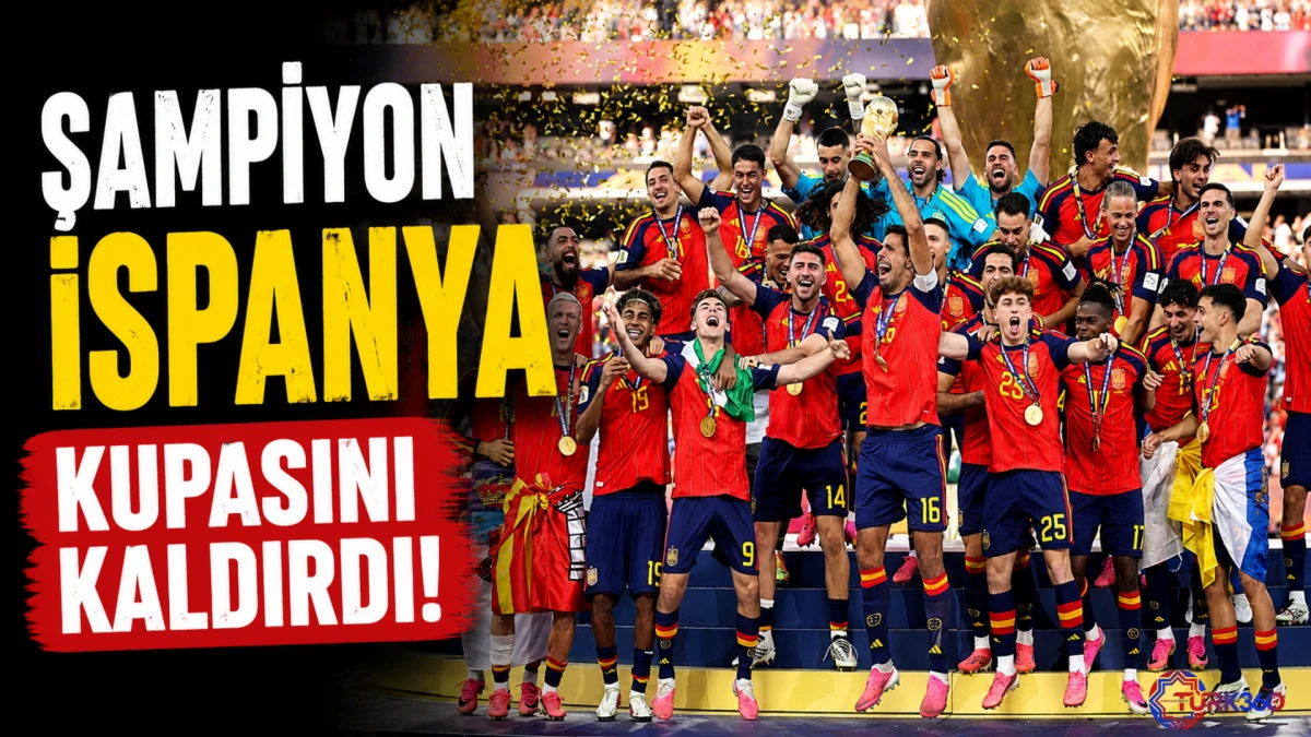 Şampiyon İspanya kupasını kaldırdı! 