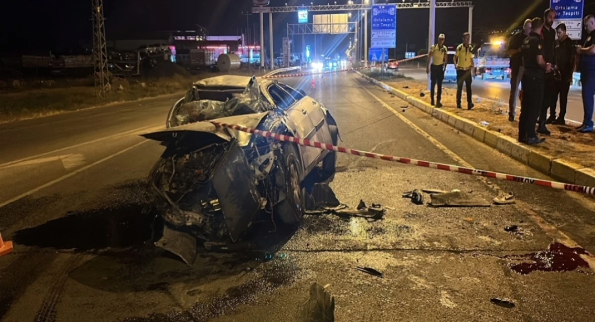 Sivas-Kayseri Yolunda Trafik Kazası: 1 Ölü, 1 Yaralı 