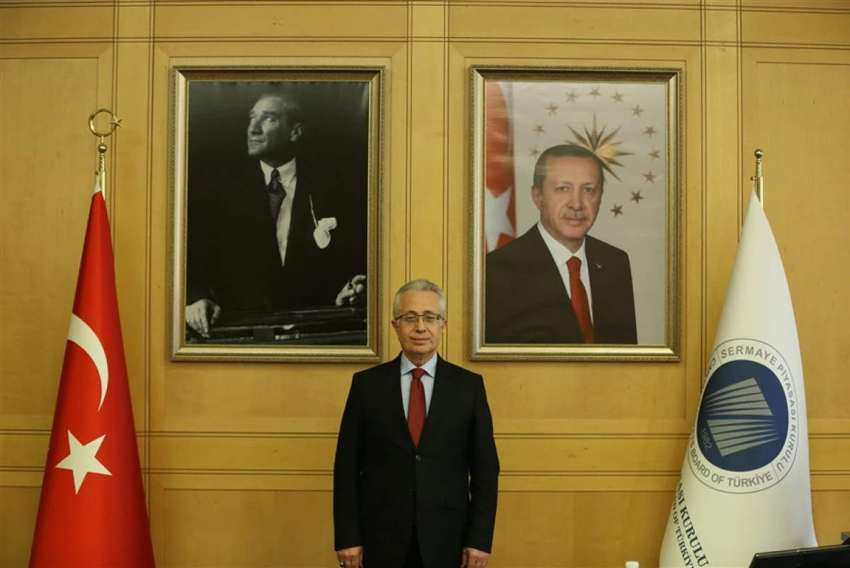 SPK Başkanı Mahmut S&uuml;t&ccedil;&uuml; istifa etti 