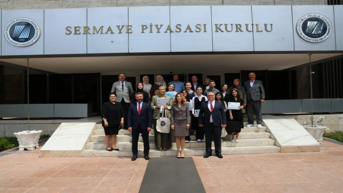 SPK Başkanı S&uuml;tc&uuml;: Finansal okuryazarlık, dijital &ccedil;ağda en g&uuml;&ccedil;l&uuml; g&uuml;vencemizdir 