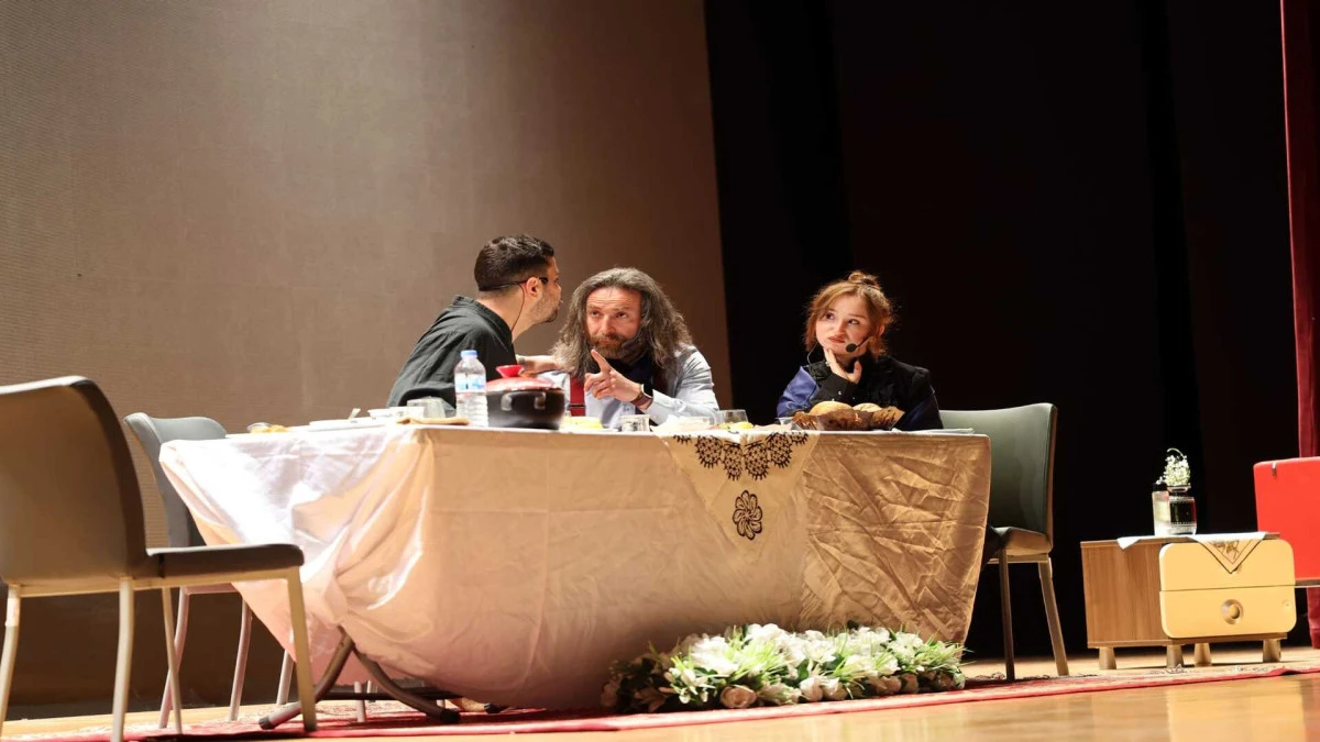 Talas Belediyesi&rsquo;nden Sanat Dolu Ramazan: "Bir Meddah Arkadaşım Var" Sahnelendi 