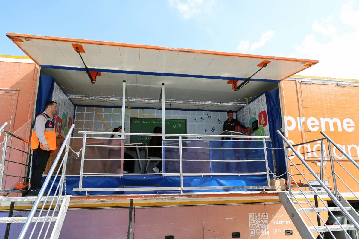 Talas&rsquo;ta deprem TIR&rsquo;ı ile 6,4&rsquo;l&uuml;k tatbikat 