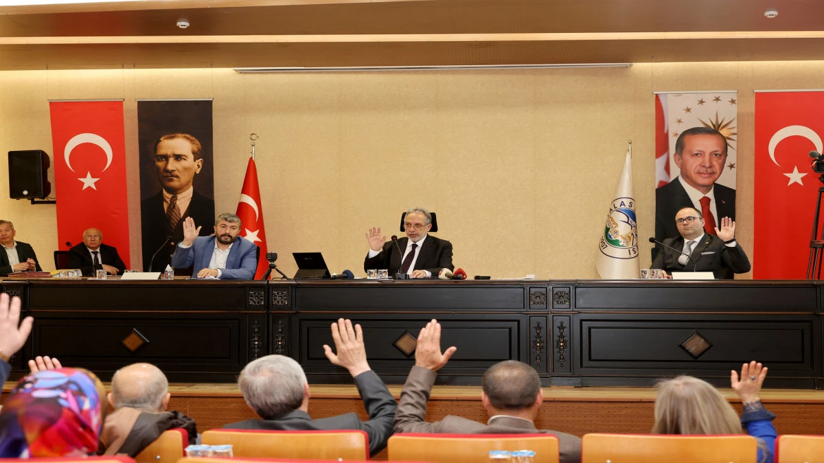 Talas&rsquo;ta Mayıs Ayı Meclis Toplantısı: İşte Belediye Meclisi&rsquo;nden &Ccedil;ıkan O Kritik Kararlar! 