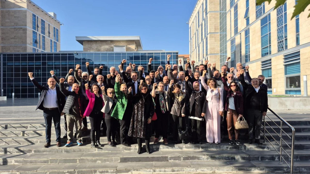 Tansu Şener ve Ekibi Mazbatalarını Alarak Resmen Göreve Başladı 