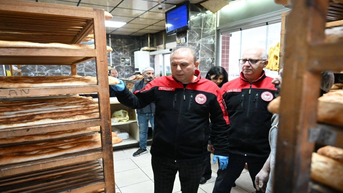 Tarım ve Orman İl M&uuml;d&uuml;r&uuml; Saklav&rsquo;dan fırın ve pastanelere Ramazan denetimi! 