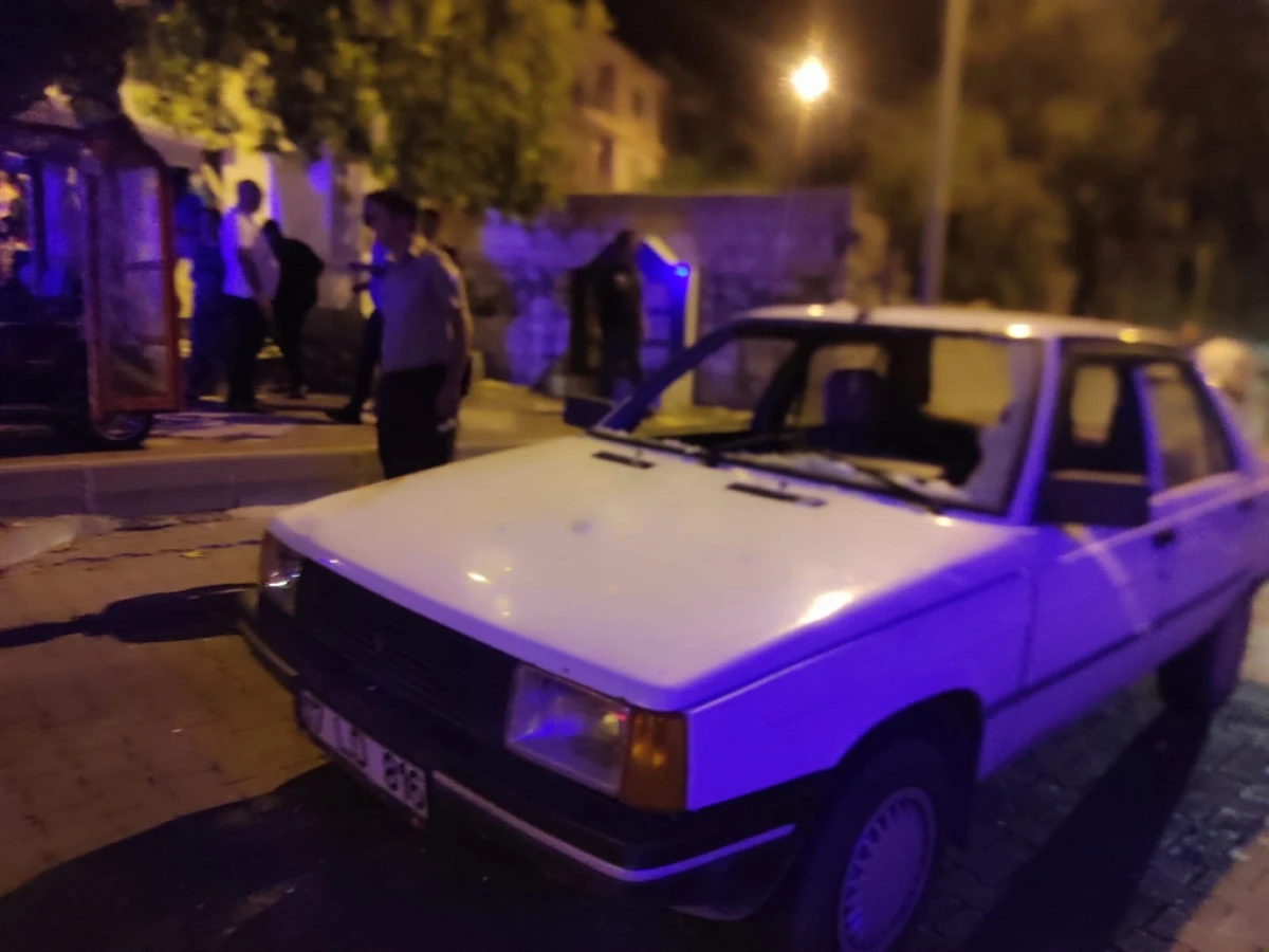 Tartıştığı kişinin yanına gitmek istediği sırada otomobil çarptı 