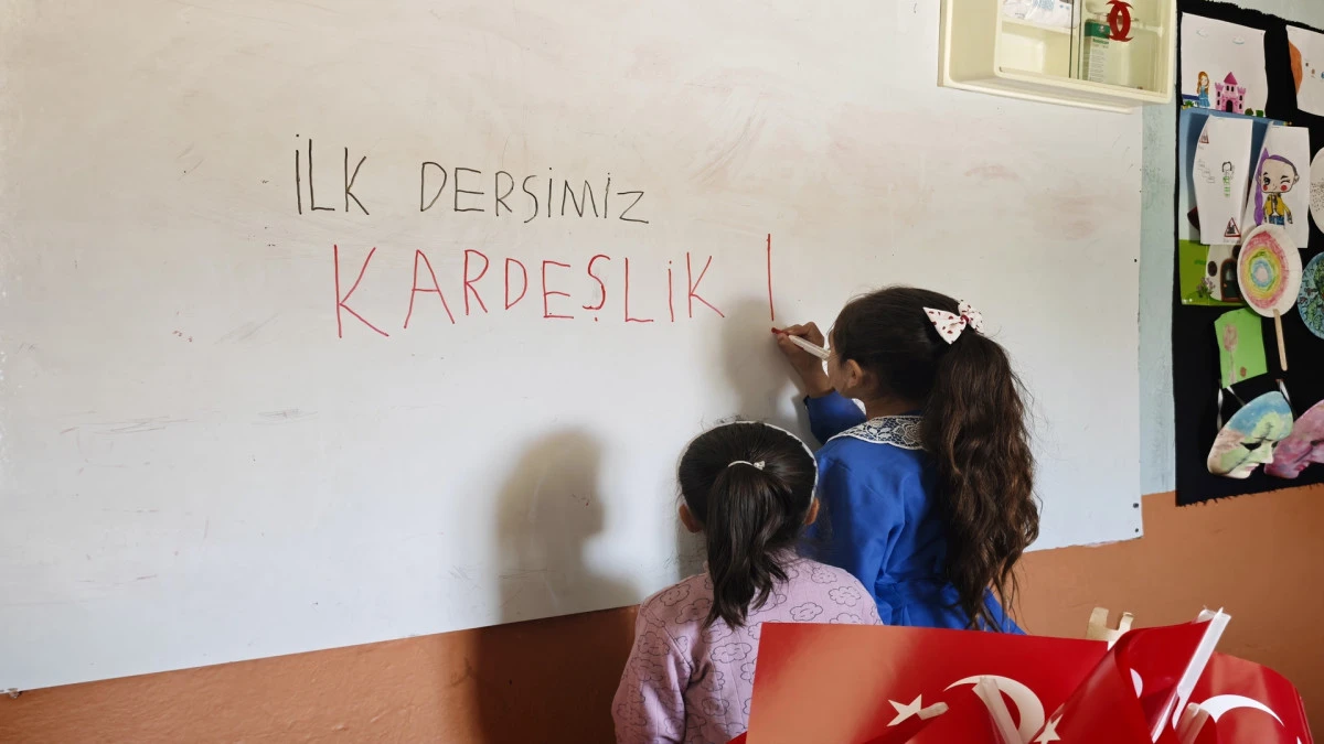 Tek &ouml;ğrencisi olan okulda, artık iki &ouml;ğrenci var 
