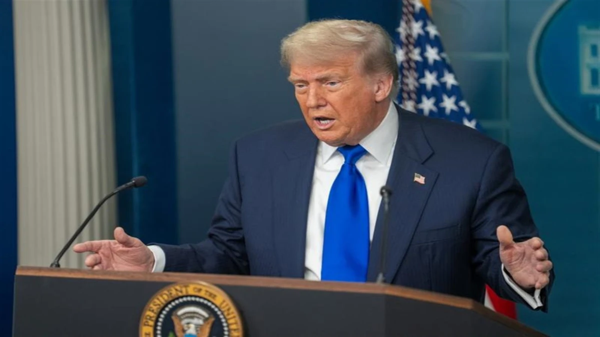 Trump'tan &lsquo;H&uuml;rm&uuml;z Boğazı&rsquo; a&ccedil;ıklaması 