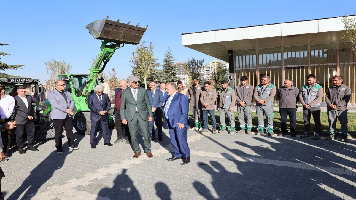 Talas'ın Türkiye’ye Örnek Olan Projesi ‘Belediye Mahallemizde’ Kiçiköy’de Devam Ediyor  