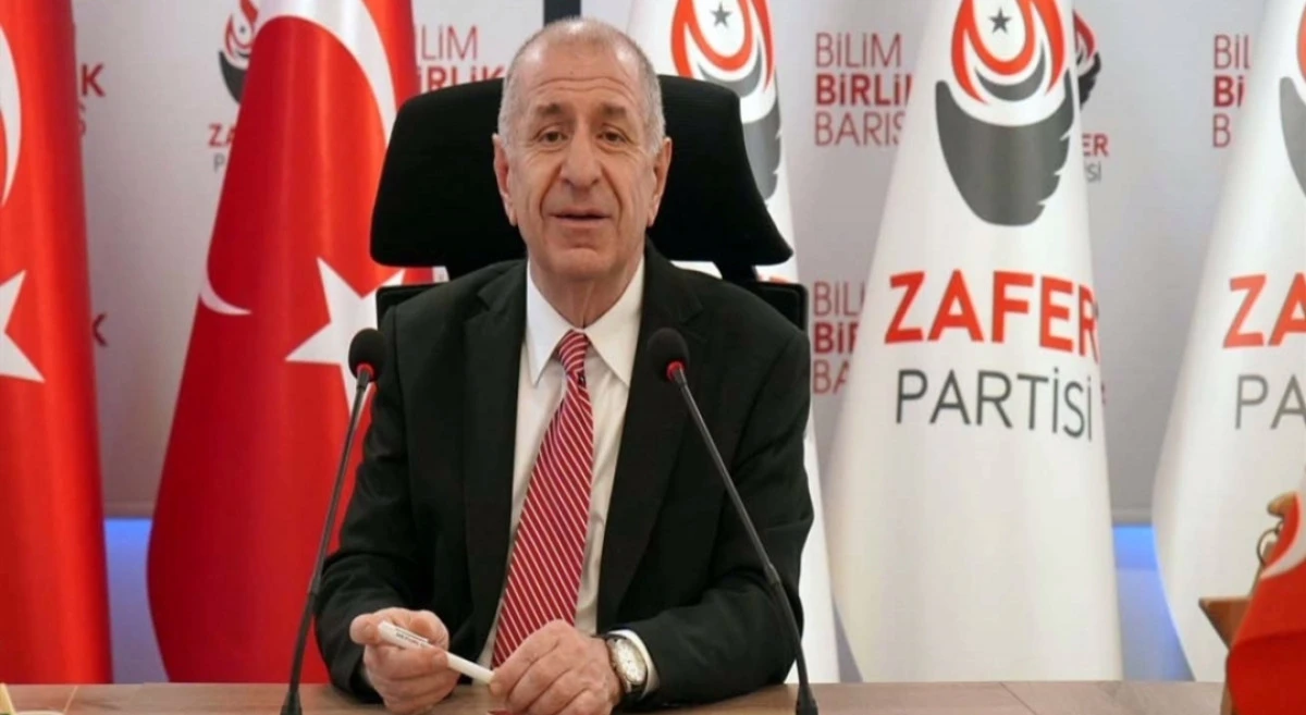 Ümit Özdağ, 'MİT Kanunu'na muhalefet' davasında beraat etti! 
