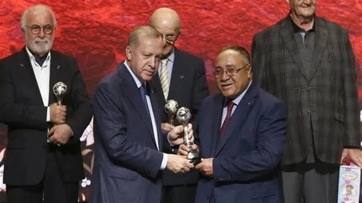 'UNESCO Yaşayan İnsan Hazinesi' ünvanlı davul ustası Adem Göçer, hayatını kaybetti! 