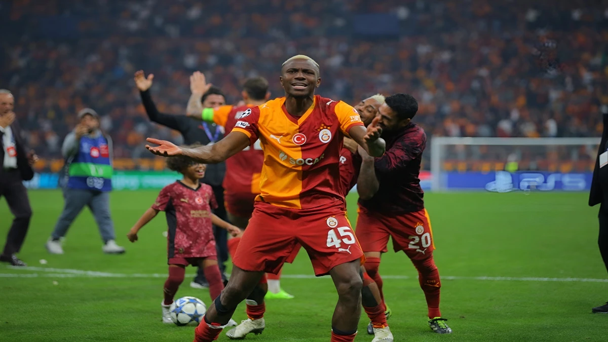 Victor Osimhen, rekor i&ccedil;in sahaya &ccedil;ıkacak! 