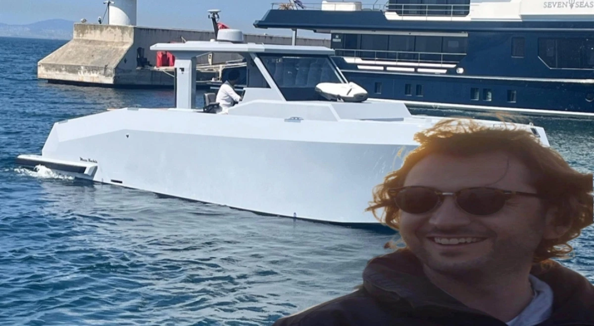 Yalova'dan Yunanistan'a açılan iş insanın teknesi parçalanmış bulundu, kendisi kayıp 