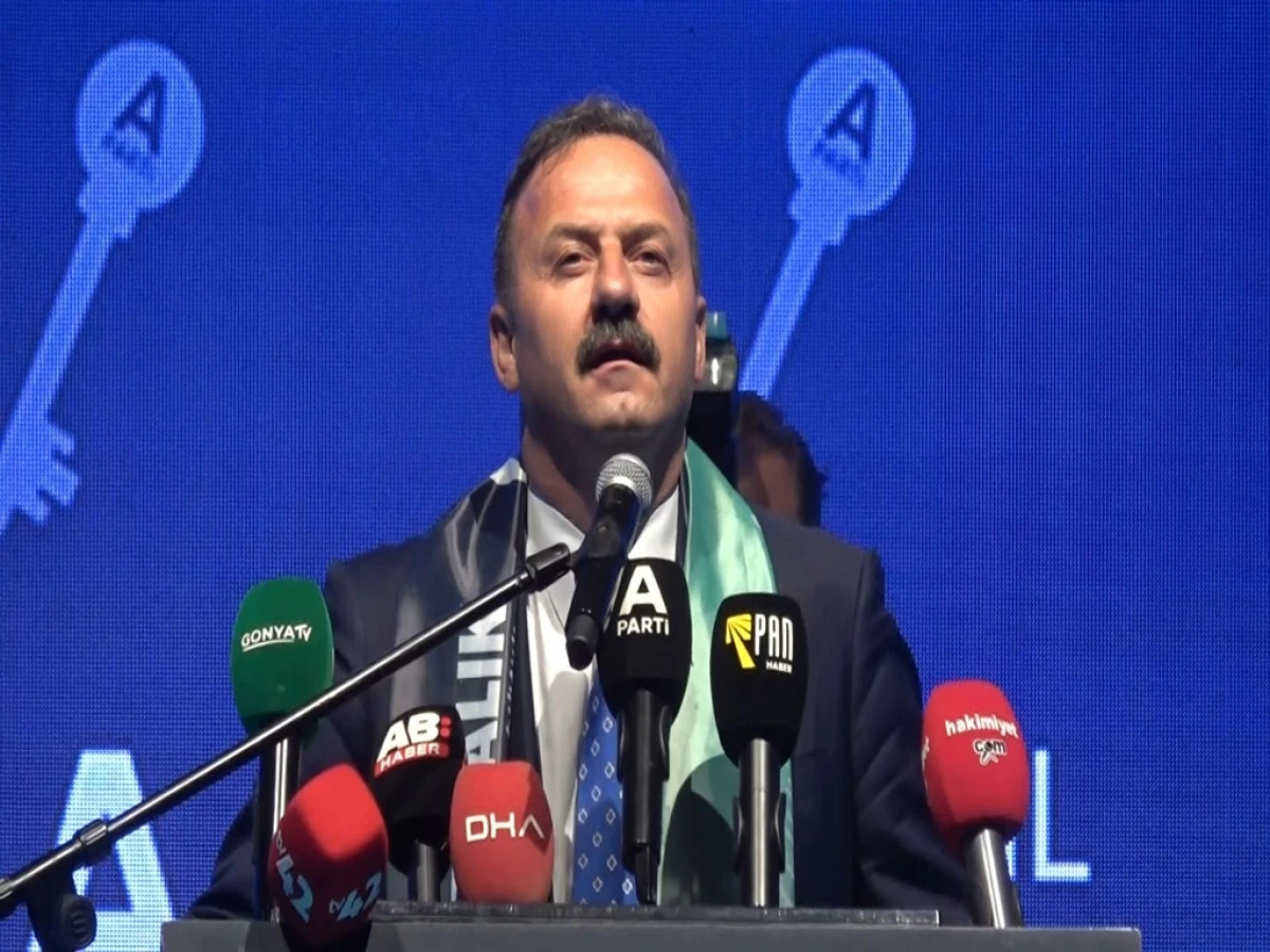 Yavuz Ağıralioğlu: 