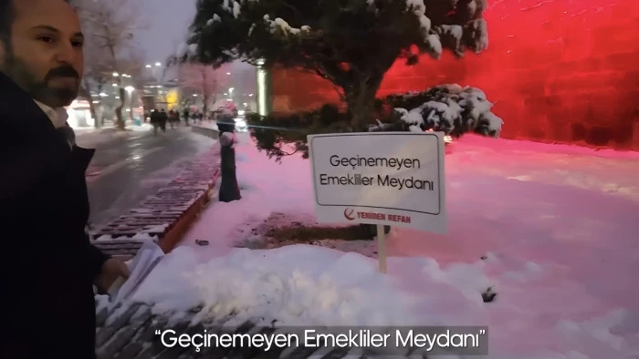 YRP'den Dikkat &Ccedil;eken İsim &Ouml;nerisi: "Ge&ccedil;inemeyen Emekliler Meydanı"  