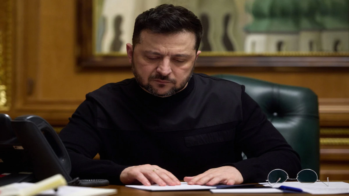 Zelenskiy: Rusya bu hafta 86 f&uuml;ze, 1530'dan fazla g&uuml;d&uuml;ml&uuml; bomba ve 1770 İHA ile saldırdı 